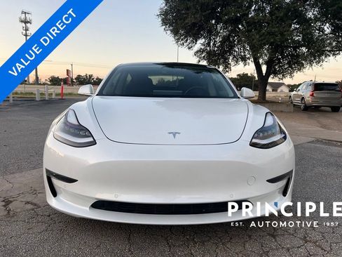 Used 2018 Tesla Model 3 Long Range RWD image 3