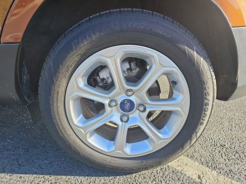 Used 2018 Ford EcoSport SE w/ SE Convenience Package image 11