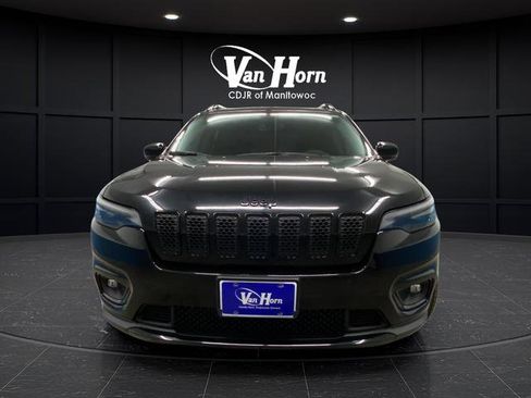 Used 2020 Jeep Cherokee Latitude Plus AWD/4WD image 2