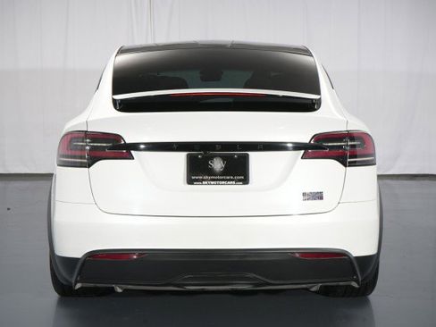Used 2024 Tesla Model X Plaid image 18