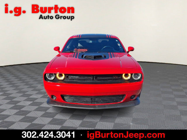 Certified 2022 Dodge Challenger R/T Scat Pack w/ Shaker Package RWD image 2