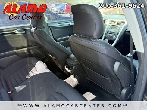 Used 2014 Ford Fusion SE w/ Equipment Group 201A image 15