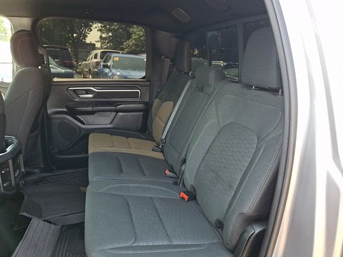 Used 2025 RAM 1500 Big Horn AWD/4WD image 10