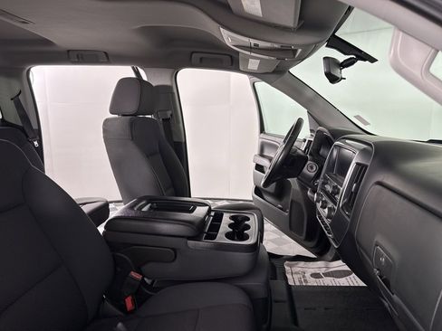 Used 2018 Chevrolet Silverado 1500 LT w/ All Star Edition image 36