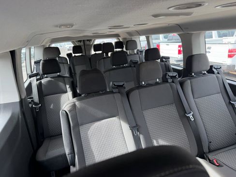 Used 2022 Ford Transit 350 XLT RWD image 8