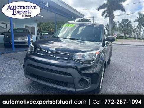 Used 2019 Kia Soul Base 6A image 1