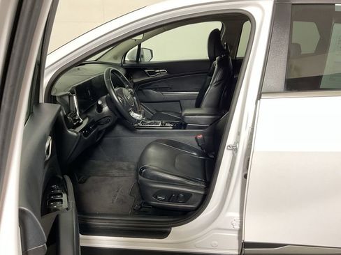 Used 2023 Kia Sportage EX image 20