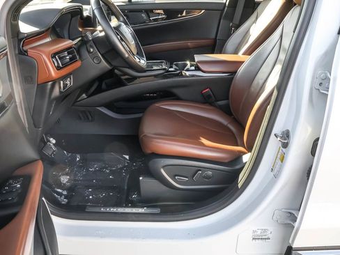 Used 2021 Lincoln Nautilus Reserve w/ Cargo Utility Package image 18