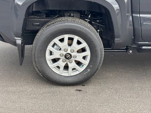 New 2025 Toyota Tacoma SR5 image 4