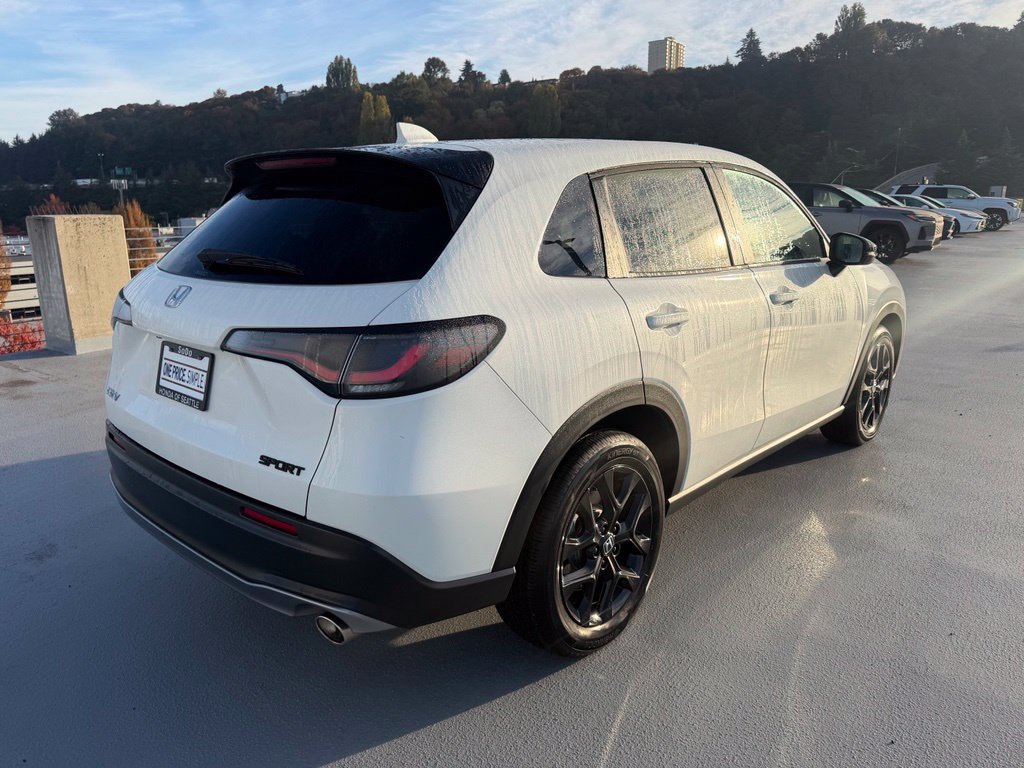 Certified 2024 Honda HR-V Sport image 7