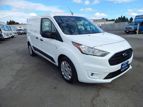 Used 2019 Ford Transit Connect XLT image 9