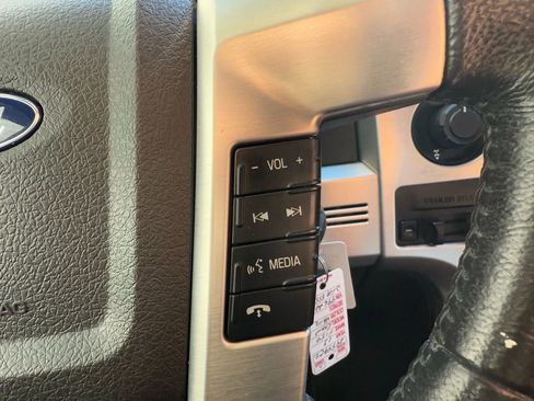 Used 2013 Ford F150 Platinum w/ Max Trailer Tow Pkg image 8