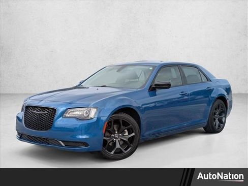 Used 2023 Chrysler 300 Touring w/ Sport Appearance Package image 1