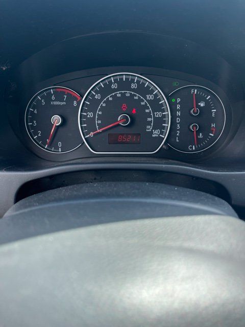 Used 2008 Suzuki SX4 AWD Hatchback image 2