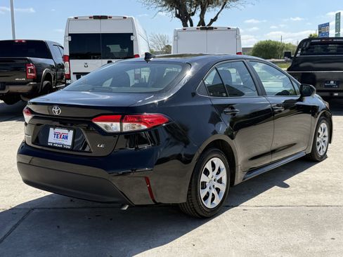 Used 2024 Toyota Corolla LE image 5