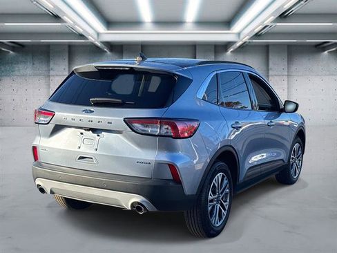 Used 2022 Ford Escape SEL image 4