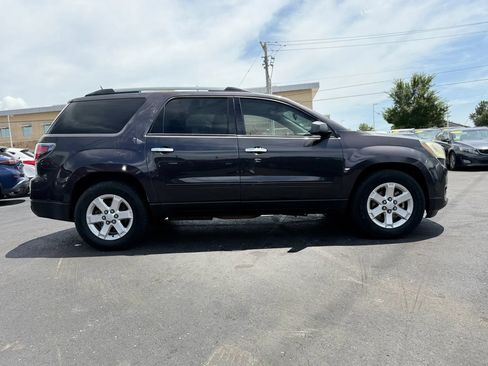 Used 2016 GMC Acadia SLE FWD image 2