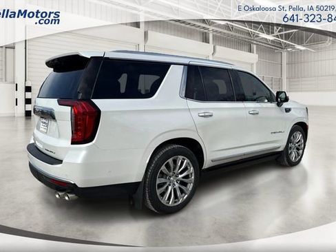 Used 2023 GMC Yukon Denali w/ Denali Reserve Package image 3
