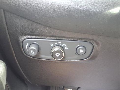 Used 2019 Chevrolet Equinox Premier AWD/4WD image 18