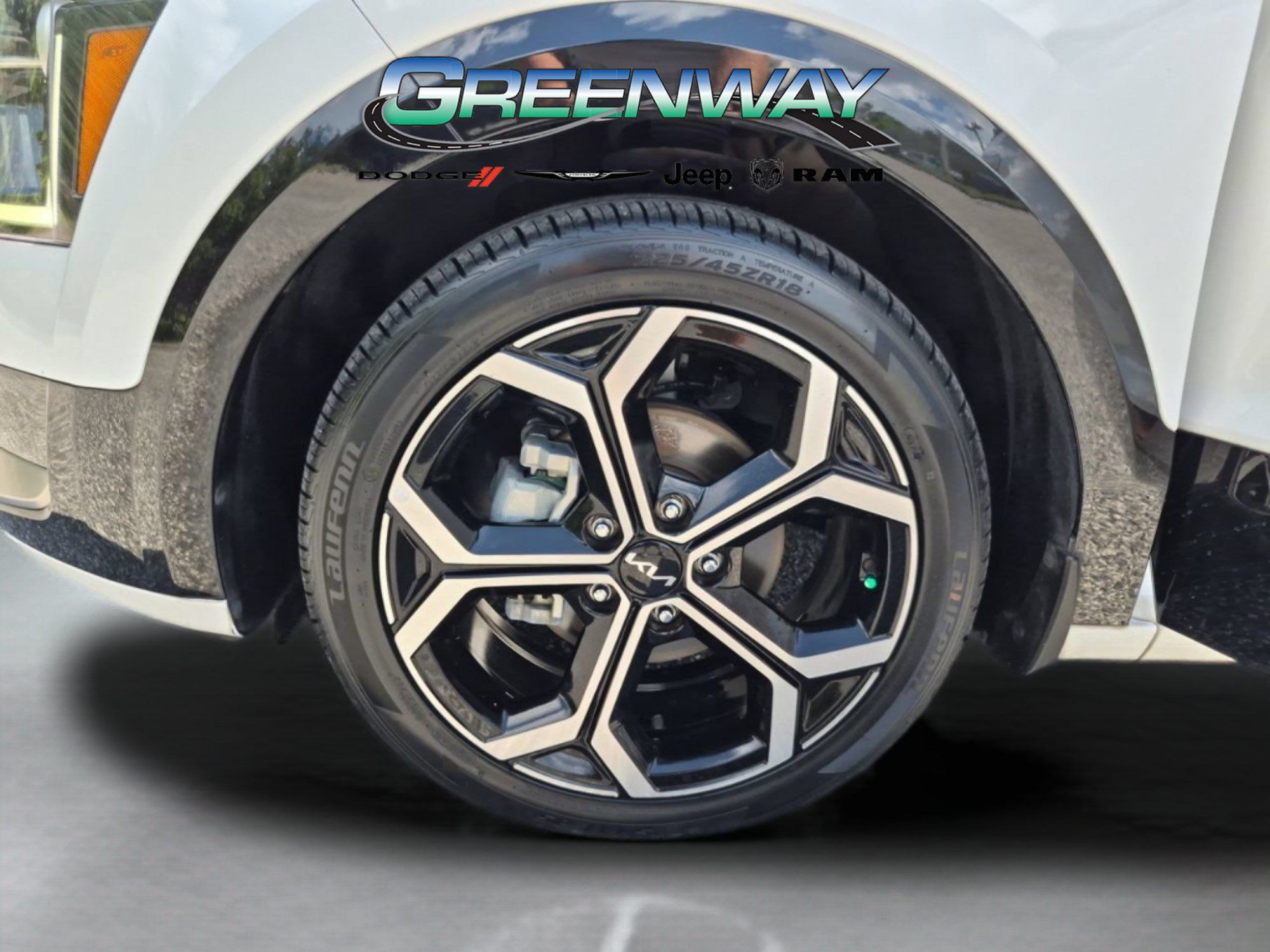 Used 2023 Kia Niro EX Touring FWD image 31