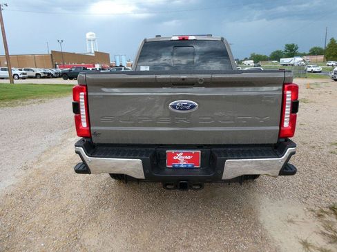 New 2026 Ford F250 XLT w/ XLT Premium Package AWD/4WD image 7