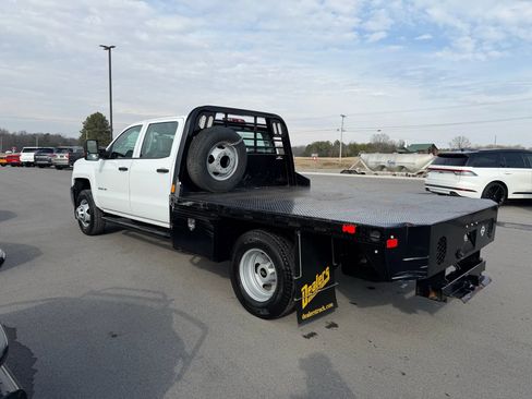 Used 2018 Chevrolet Silverado 3500 W/T w/ WT Convenience Package image 3