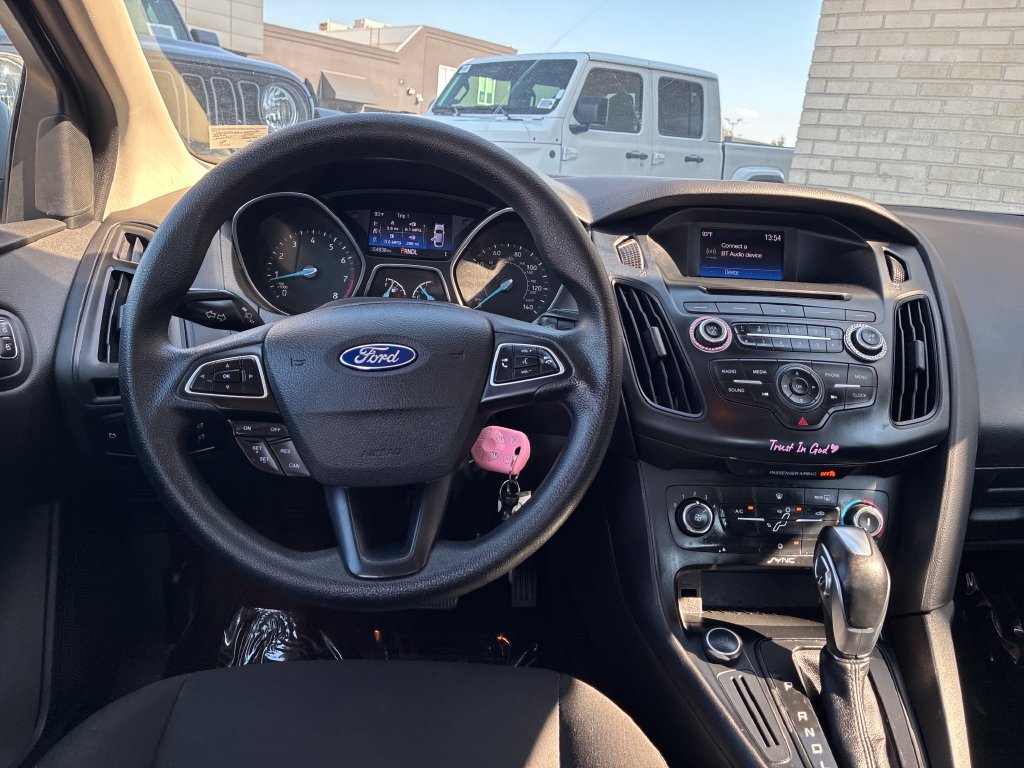 Used 2016 Ford Focus SE FWD image 14