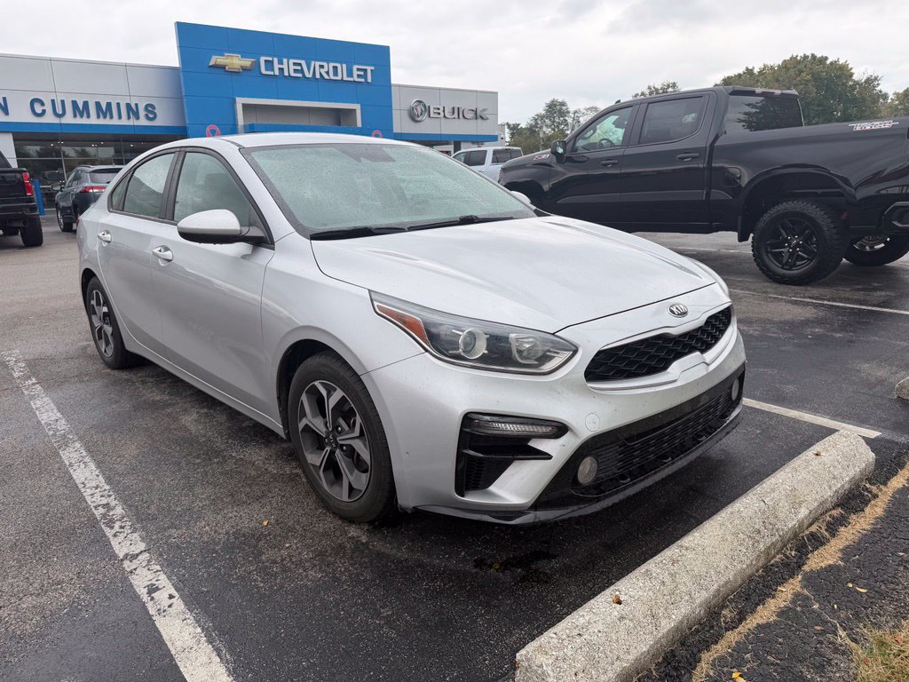 Used 2020 Kia Forte LXS FWD image 2