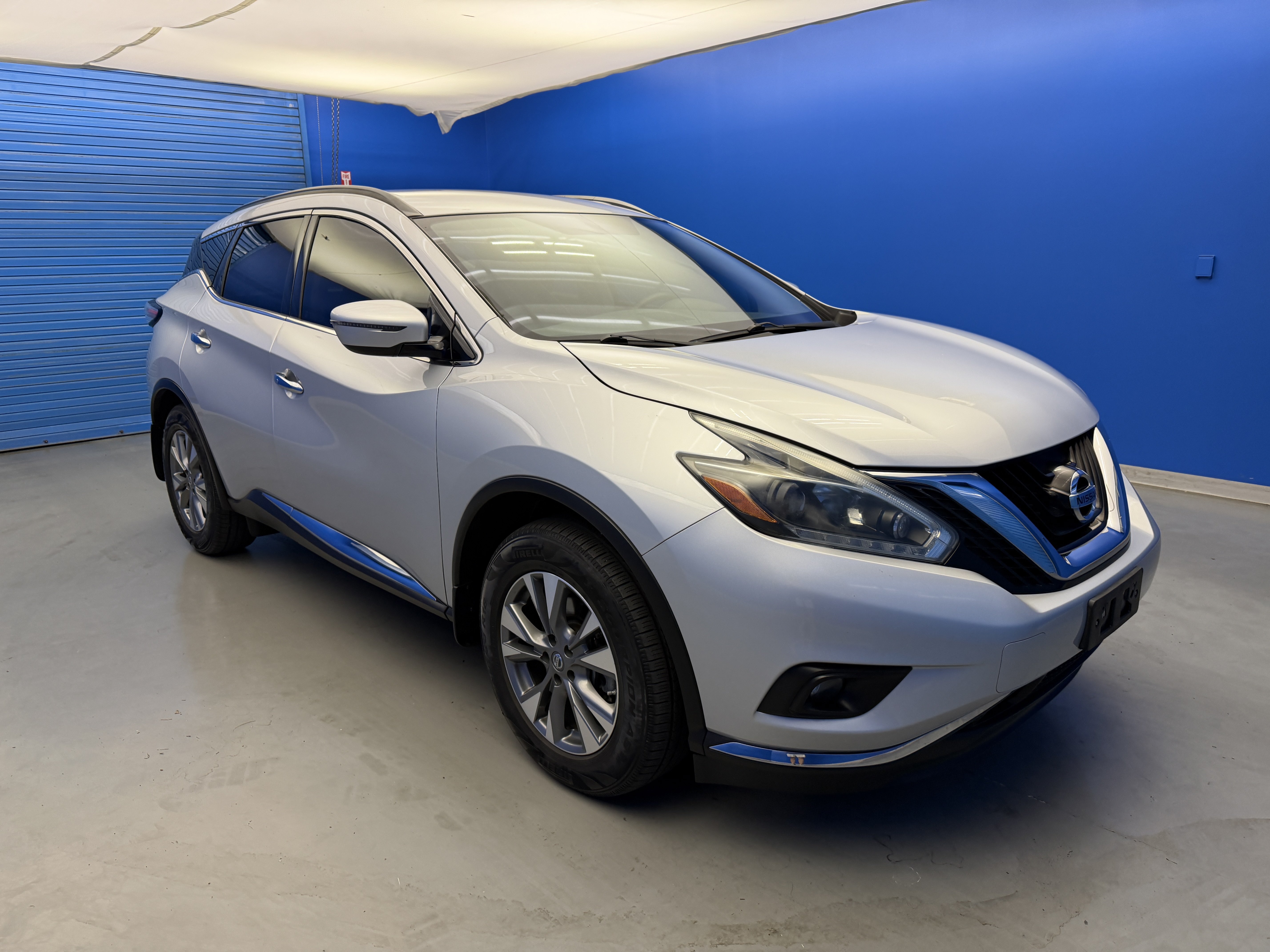 Used 2018 Nissan Murano SV w/ Cargo Package AWD/4WD image 2