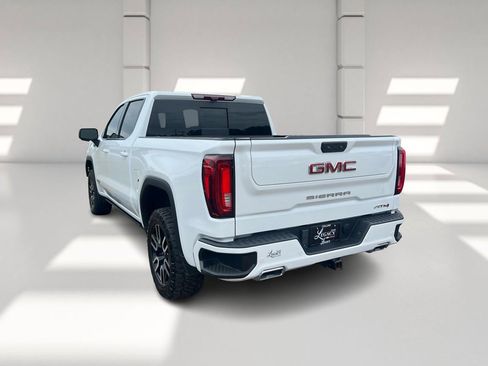 Used 2024 GMC Sierra 1500 AT4 w/ Technology Package image 4