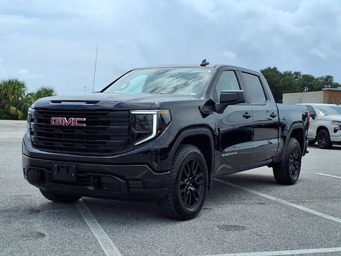 Used 2025 GMC Sierra 1500 Pro w/ Graphite Edition AWD/4WD image 3