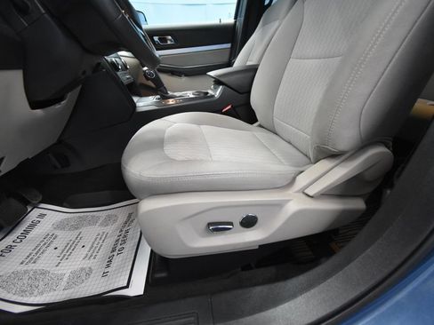 Used 2018 Ford Explorer FWD image 6