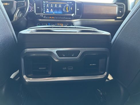 Used 2022 Chevrolet Silverado 1500 High Country w/ High Country Premium Package image 35