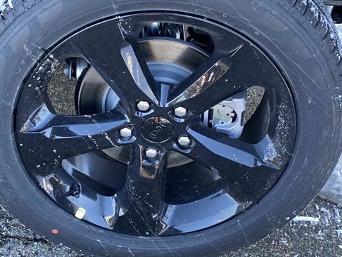 New 2026 Jeep Grand Cherokee Limited w/ Limited Altitude Package image 6