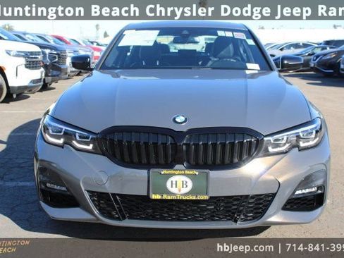 Used 2022 BMW 330i xDrive Sedan w/ M Sport Package image 2