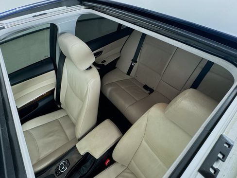 Used 2011 BMW 328i Sedan RWD image 25