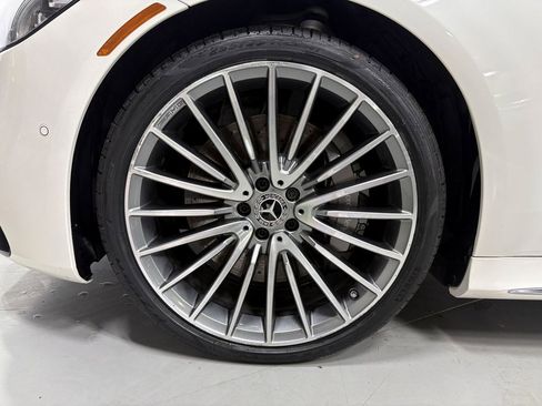 Used 2023 Mercedes-Benz S 500 4MATIC w/ AMG Line image 40