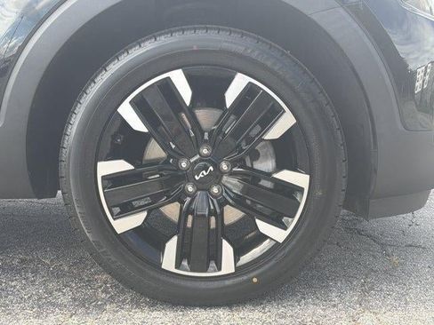 Used 2023 Kia Telluride SX FWD image 13