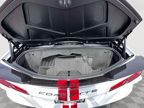 Used 2023 Chevrolet Corvette Stingray Preferred Conv w/ Z51 Performance Package RWD image 28