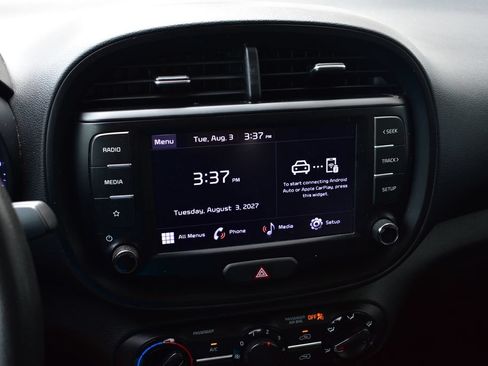 Used 2022 Kia Soul LX FWD image 36