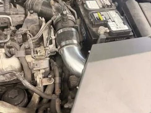 Used 2012 Volkswagen Jetta TDI w/ TDI Appearance Pkg image 19