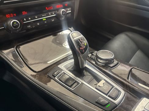 Used 2016 BMW 535i Sedan w/ Driver Assistance Package RWD image 29