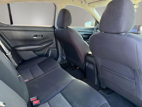 Used 2022 Nissan Sentra SV FWD image 34
