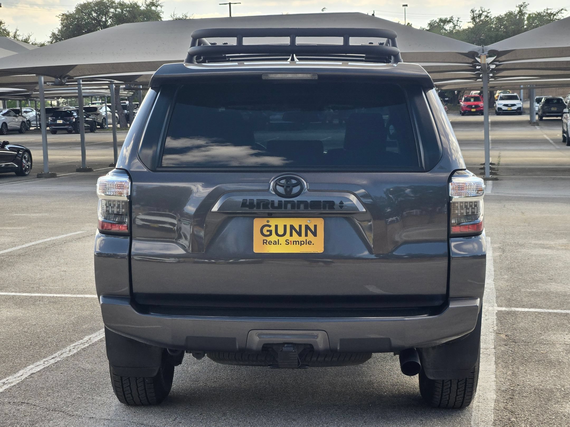 Used 2022 Toyota 4Runner SR5 Premium w/ Moonroof Package RWD image 4