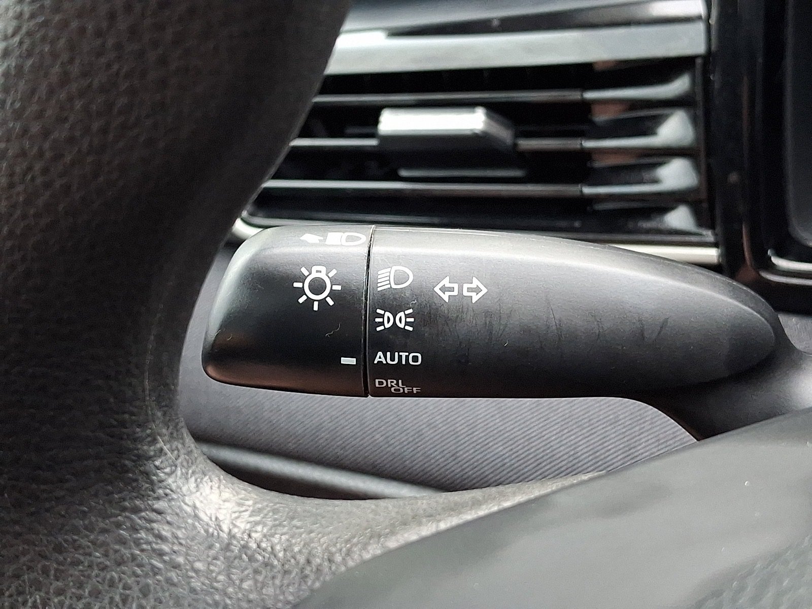 Used 2025 Toyota Camry LE FWD image 24