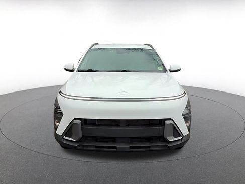 Used 2025 Hyundai Kona SEL image 4