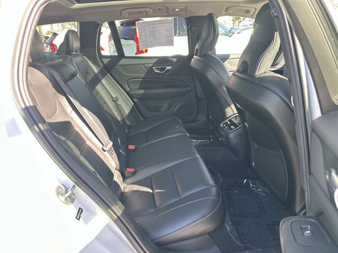 Certified 2023 Volvo V60 B5 Cross Country Ultimate w/ Climate Package image 24