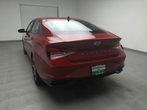 Used 2023 Hyundai Elantra SEL w/ Convenience Package image 6