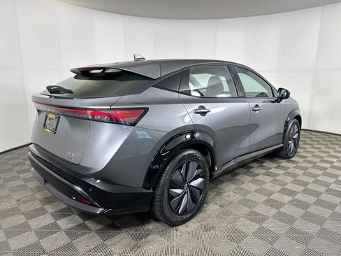 Used 2023 Nissan Ariya AWD image 3