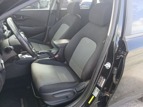 Used 2018 Hyundai Kona SEL FWD image 12